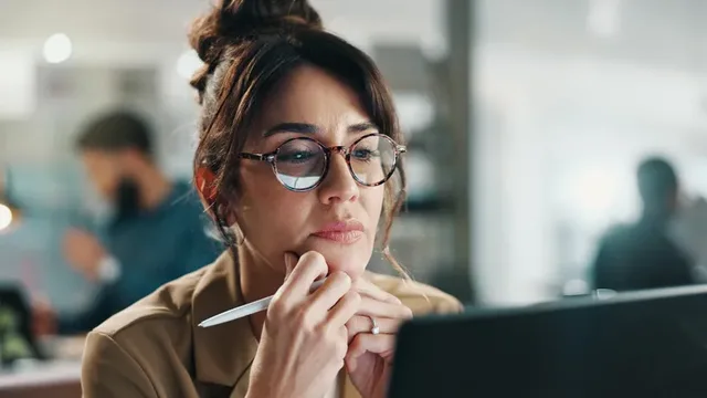 بهینه‌سازی برای موتورهای هوش مصنوعی (GEO) یک فریب است: فرصت واقعی سئو در کجاست؟