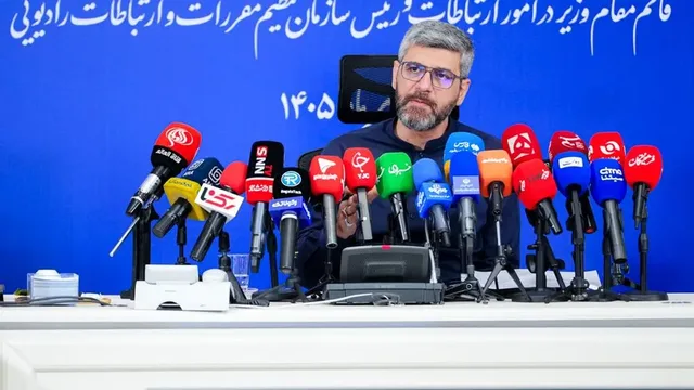 رئیس سازمان رگولاتوری: استارلینک در صورت پذیرش مقررات سرزمینی می‌تواند در ایران فعالیت کند؛ تشریح دلایل افت کیفیت اینترنت و تعرفه‌ها